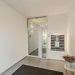 O'sea * 奥斯滕德